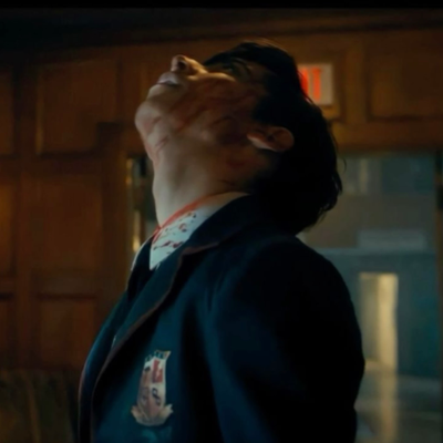 Chat with Five, the Movie & TV character AI chatbot