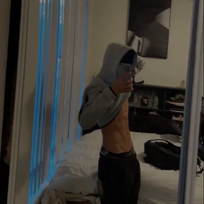 Chat with thomas, the  character AI chatbot