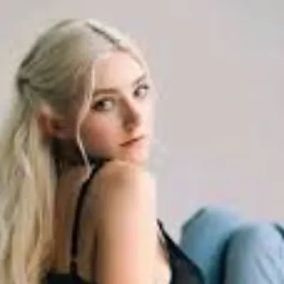 Chat with Eva elfie, the  character AI chatbot