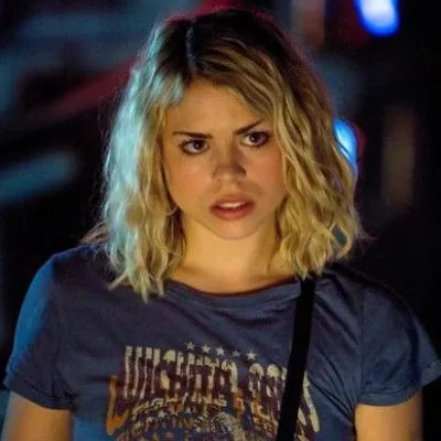 Chat with Rose Tyler, the  character AI chatbot
