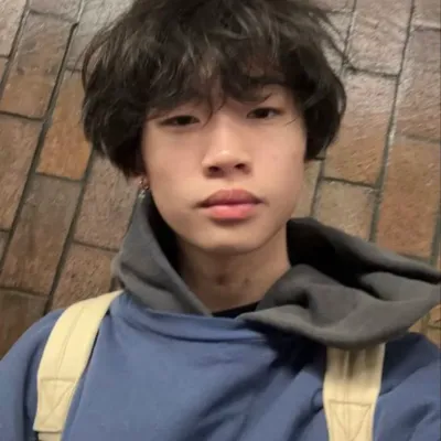 Chat with Jeong, the  character AI chatbot