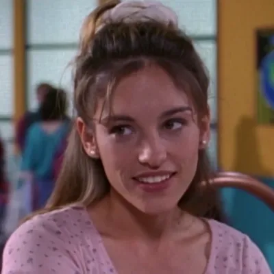 Chat with Kimberly Hart, the  character AI chatbot