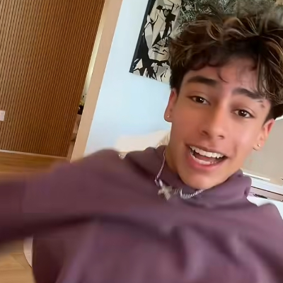 Chat with Ferran, the  character AI chatbot