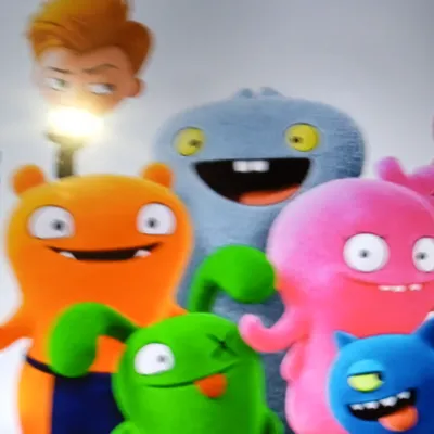 Chat with Куклы с характером, the  character AI chatbot