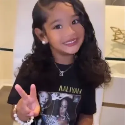 Chat with Rich little girl, the Romance character AI chatbot