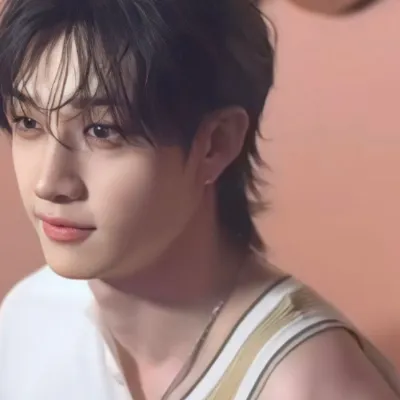 Chat with Romance AI Character: Bang chan idol