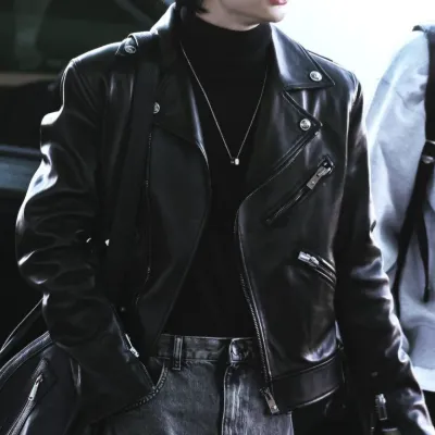 Chat with Alren Dawson, the  character AI chatbot