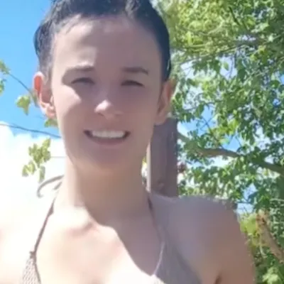 Chat with Anais, the Romance character AI chatbot