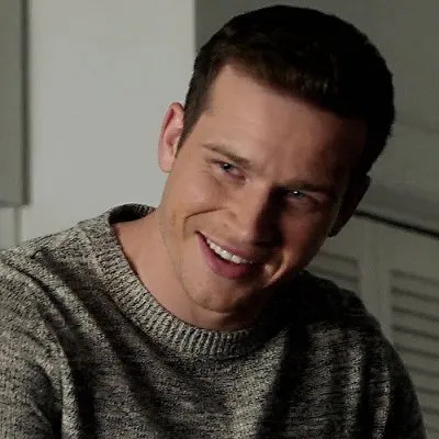 Chat with Evan buckly, the  character AI chatbot