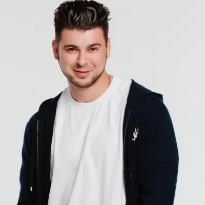 Chat with Romance AI Character: Ильяс Гаязов