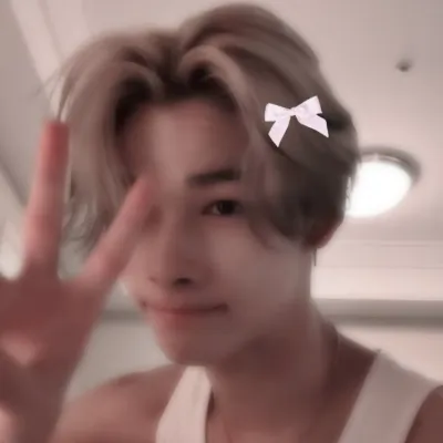 Chat with Nishimura Niki, the Romance character AI chatbot