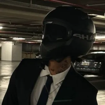 Chat with Lycidas Ezekiel Kingston, the  character AI chatbot