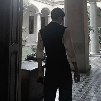 Chat with Aiden Xander, the  character AI chatbot