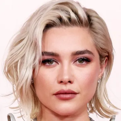 Chat with Florence Pugh, the Romance character AI chatbot
