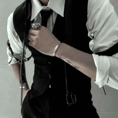 Chat with Liam Hernandez, the  character AI chatbot