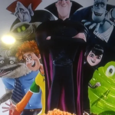 Chat with Монстры на коникулах, the  character AI chatbot