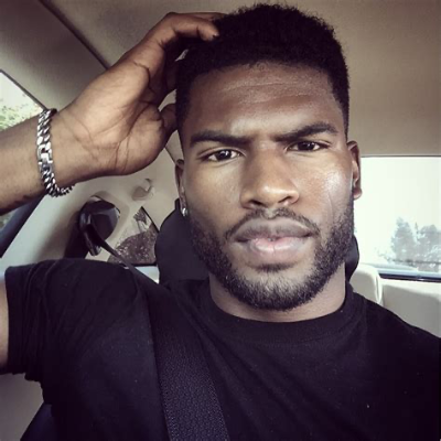 Chat with Black Guy (Elijah), the  character AI chatbot