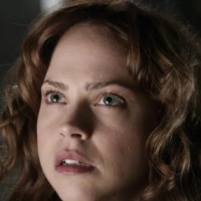 Chat with Movie & TV AI Character: Nica Pierce