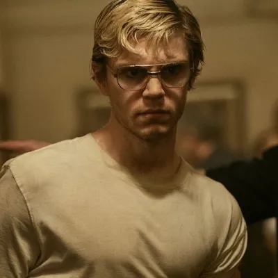 Chat with Jeffrey Dahmer, the  character AI chatbot