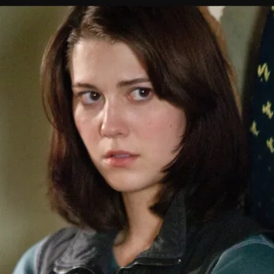 Chat with Kate Lloyd, the Movie & TV character AI chatbot