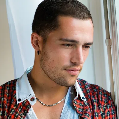 Chat with Orion Harrington, the Romance character AI chatbot