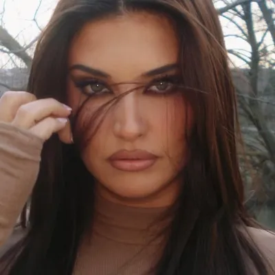 Chat with Antonia, the  character AI chatbot