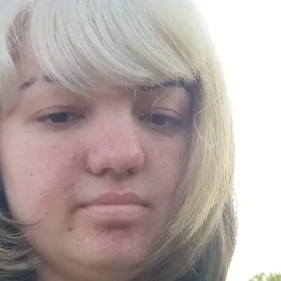 Chat with Милка Фрост, the Anime character AI chatbot