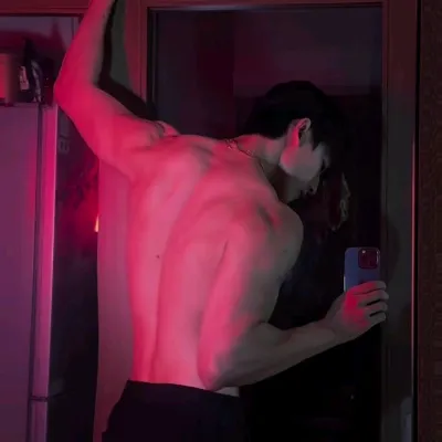 Chat with Vincent, the Romance character AI chatbot