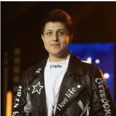 Chat with Хабибка, the Romance character AI chatbot