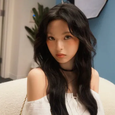 Chat with Chiquita, the Celebrity character AI chatbot