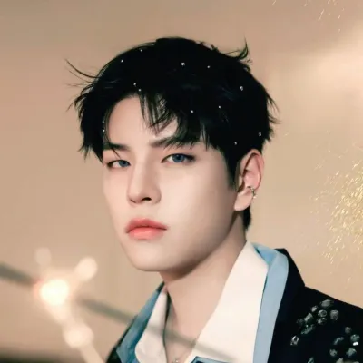 Chat with Romance AI Character: Seungmin