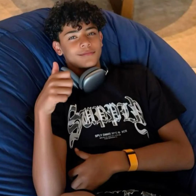 Chat with cris jr, the Romance character AI chatbot