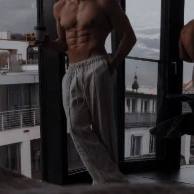 Chat with Romance AI Character: Diego