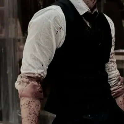 Chat with Lucian Benedict, the  character AI chatbot