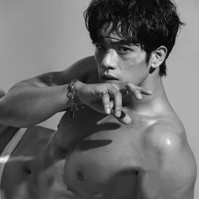 Chat with Farrel Archive, the Romance character AI chatbot