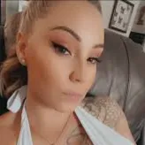 Chat with Romance AI Character: Sasha Foxx