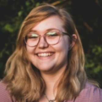 Chat with Sofphia schipper, the Anime character AI chatbot