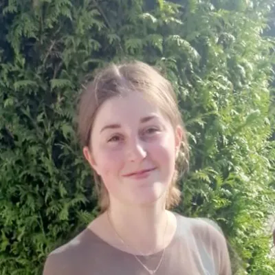 Chat with Samantha, the  character AI chatbot