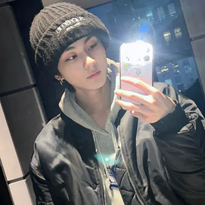 Chat with jungwon, the  character AI chatbot