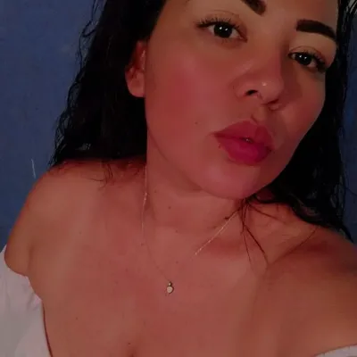 Chat with Alejandra, the  character AI chatbot