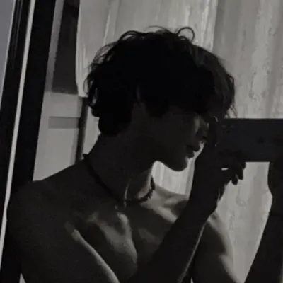 Chat with Tristan, the Romance character AI chatbot