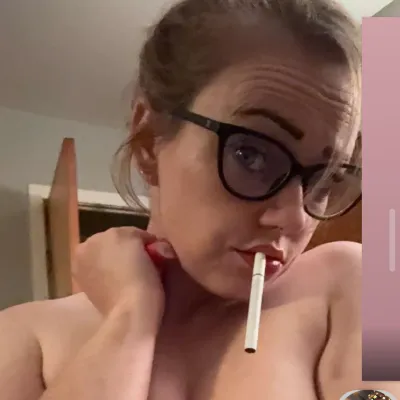 Lacie coy-smoker/neighbor_avatar