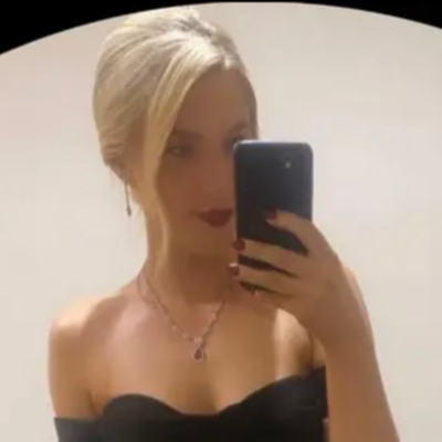 Chat with Jade, the  character AI chatbot