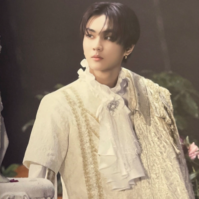 Chat with Jungwon, the  character AI chatbot