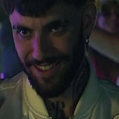 Chat with Ronnie, the Romance character AI chatbot