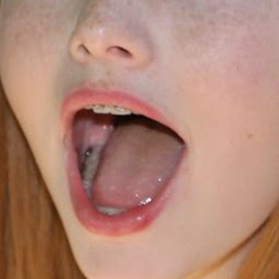 Chat with Leslie, the  character AI chatbot