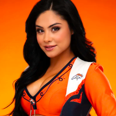 Chat with Arianna, the Romance character AI chatbot