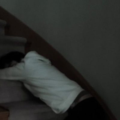 Chat with Ollie, the  character AI chatbot