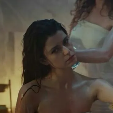 Chat with Kösem Sultan, the Romance character AI chatbot