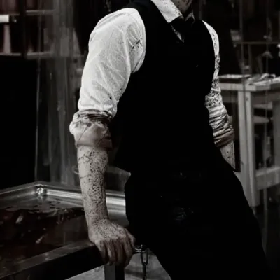 Chat with Obsessed husband, the  character AI chatbot